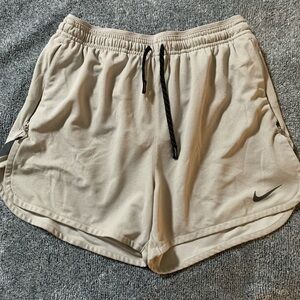 NIKE - Shorts